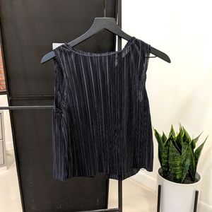 NWOT Mango pleated top Sz XS